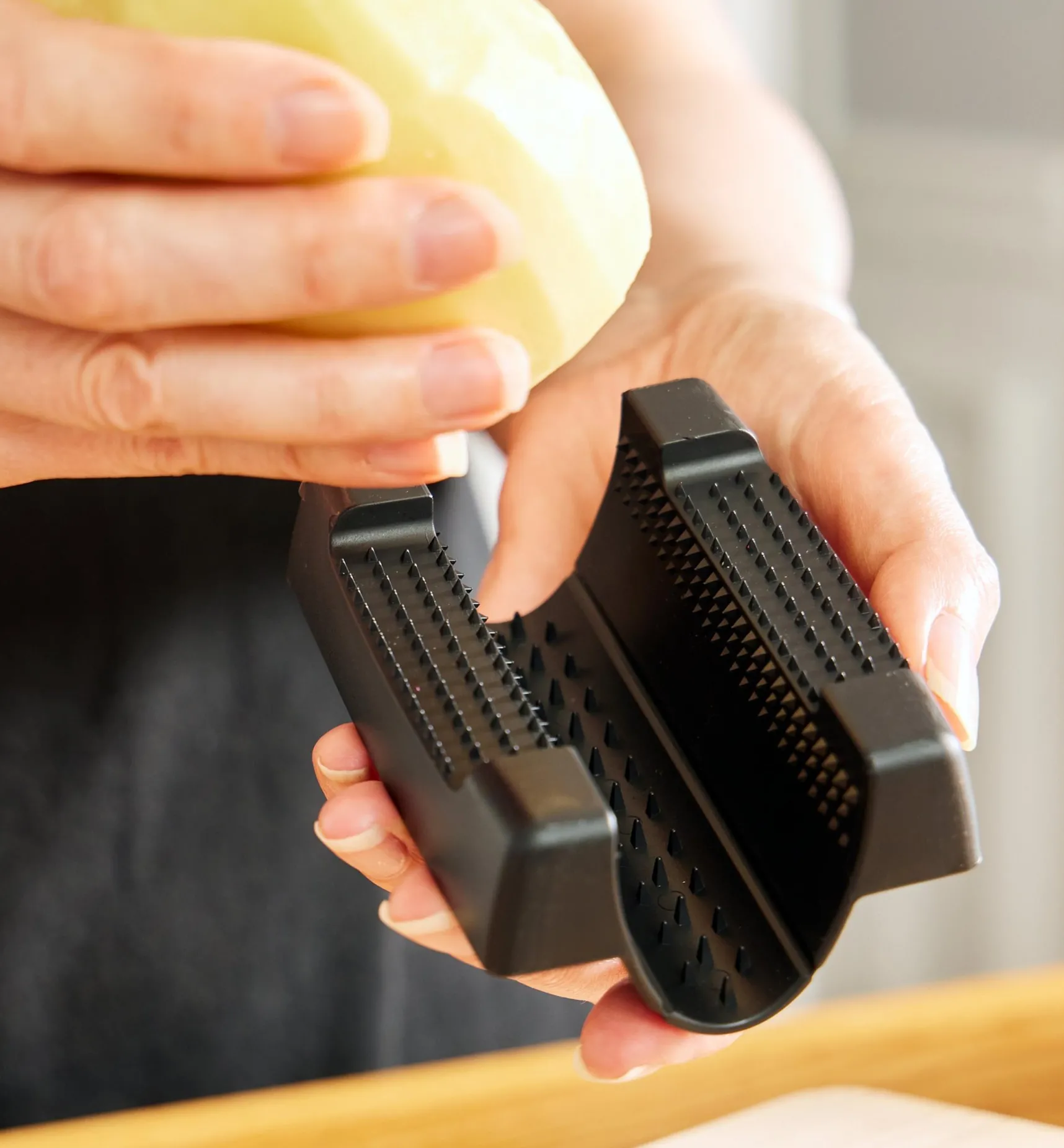 Hot V-Slicer With Julienne Blade Slicers And Mandolines