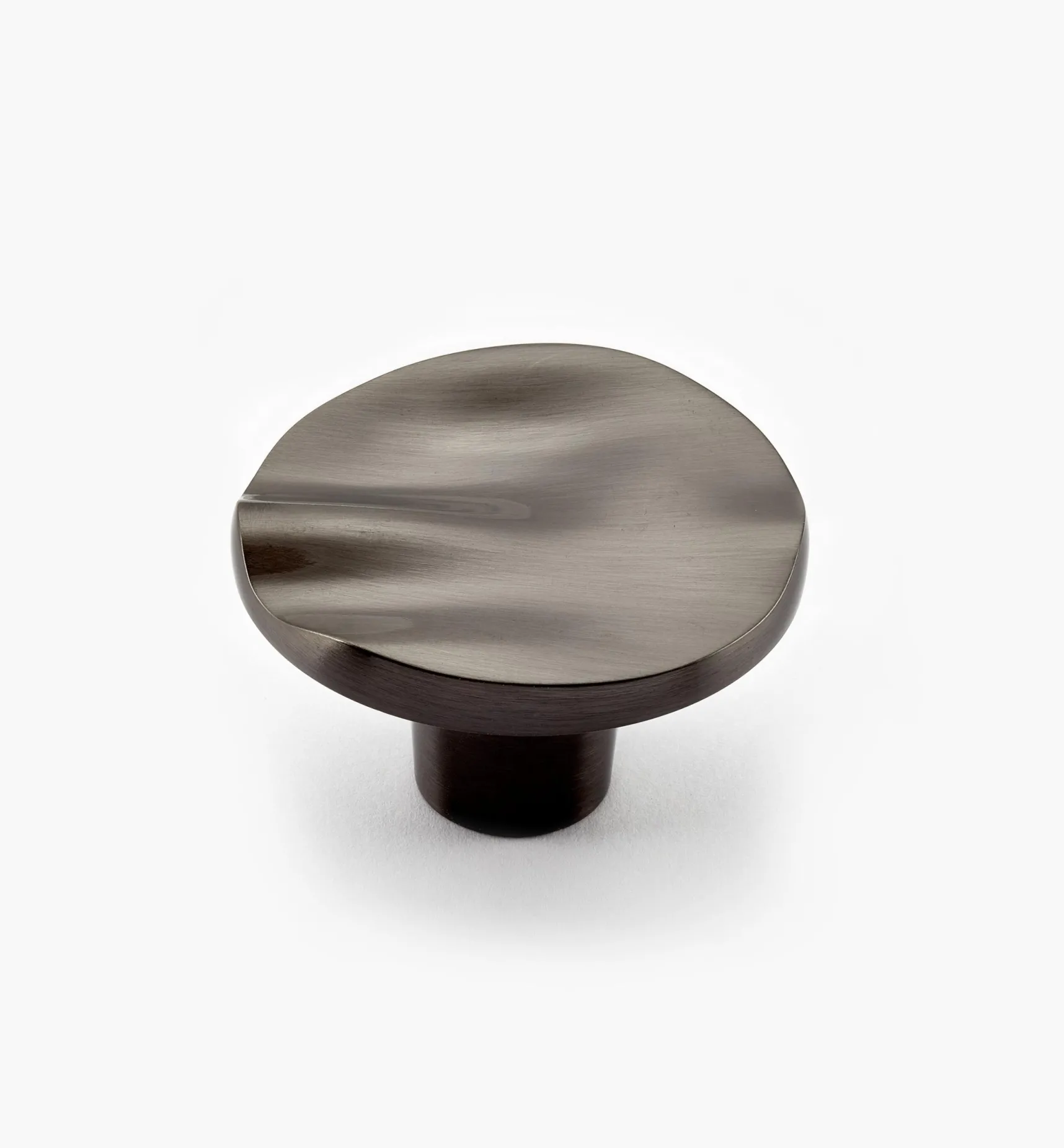 Discount Waves Round Knob Knobs
