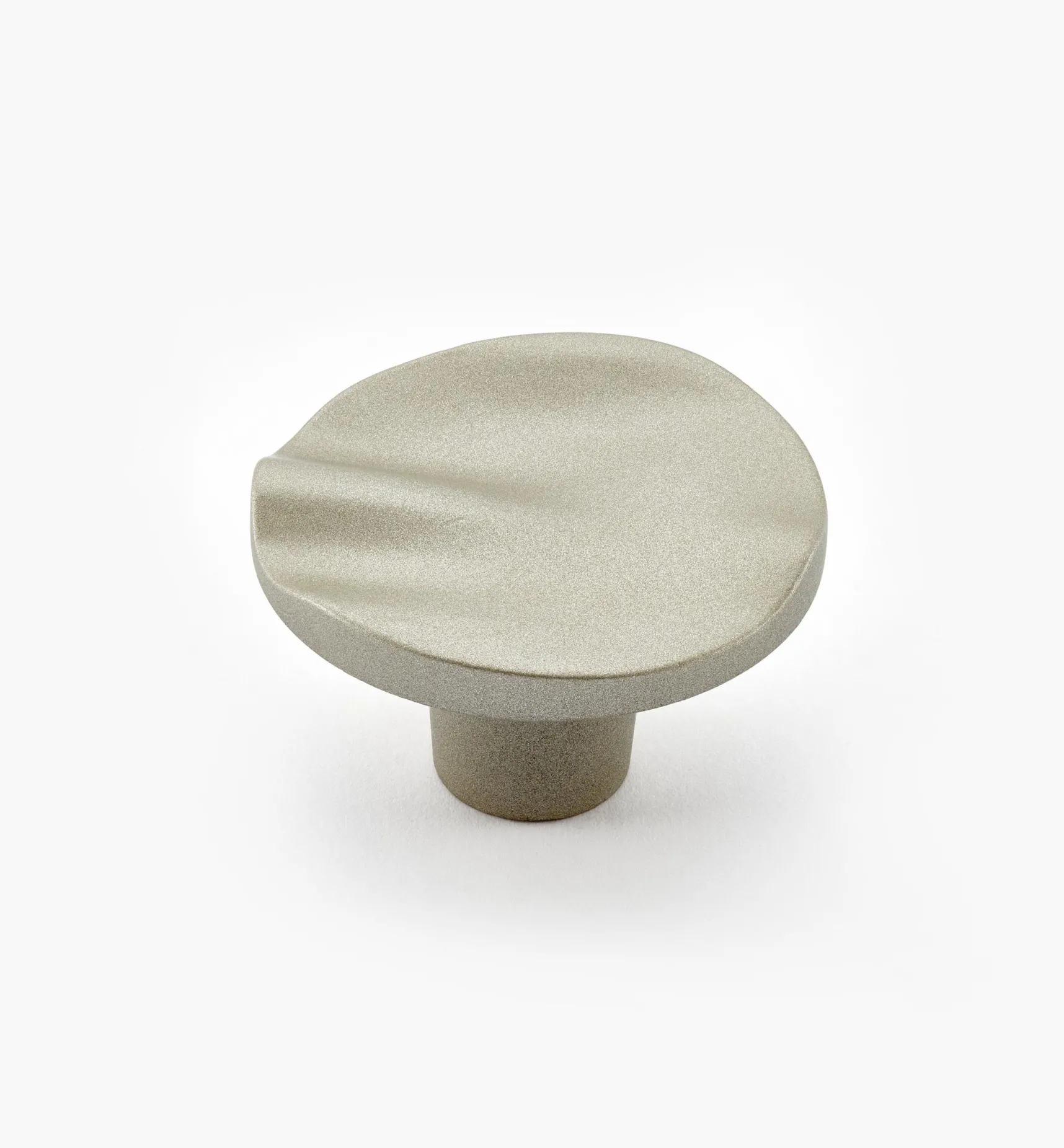 Discount Waves Round Knob Knobs