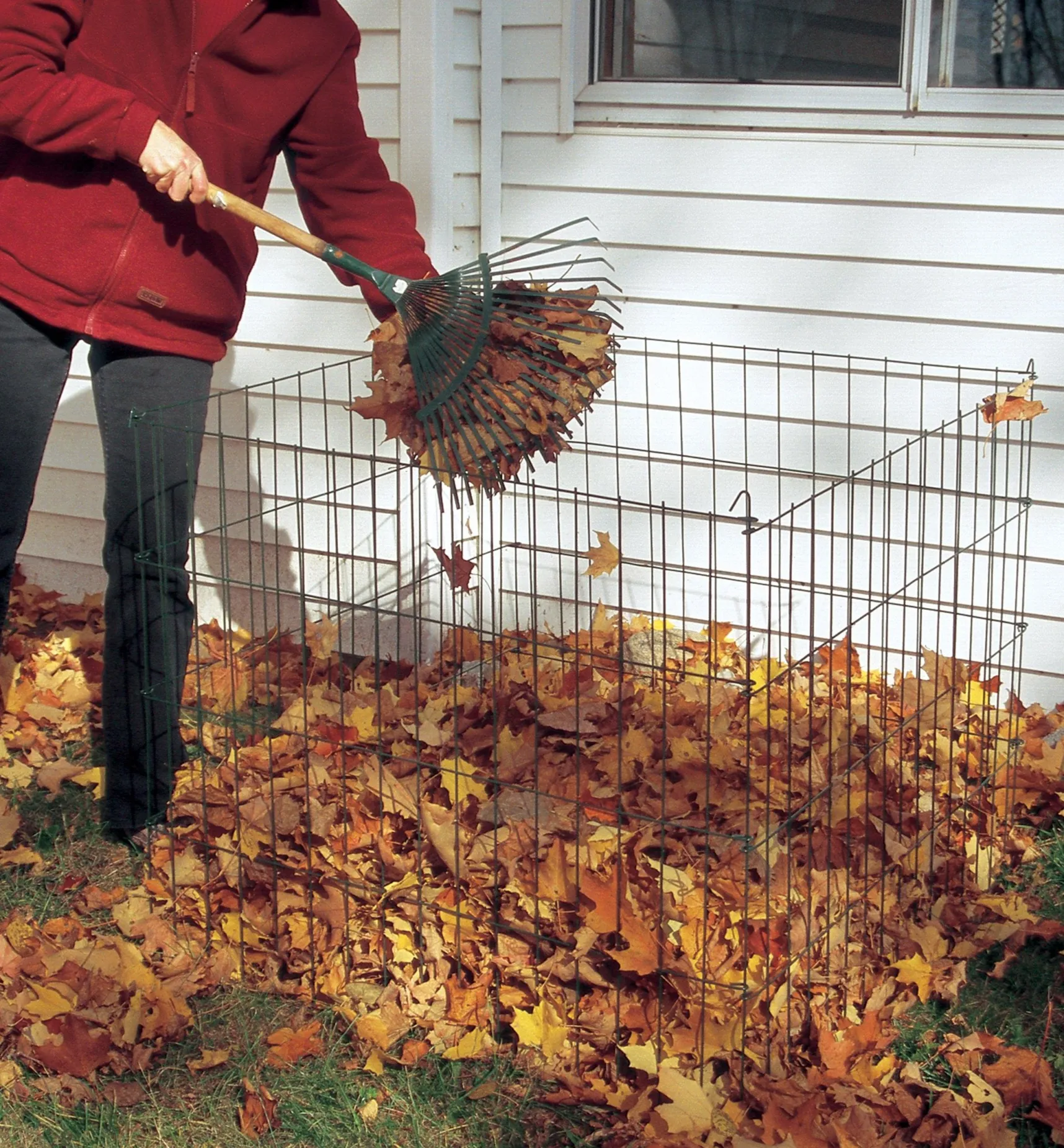 New Wire Compost Bin Composting|Composting