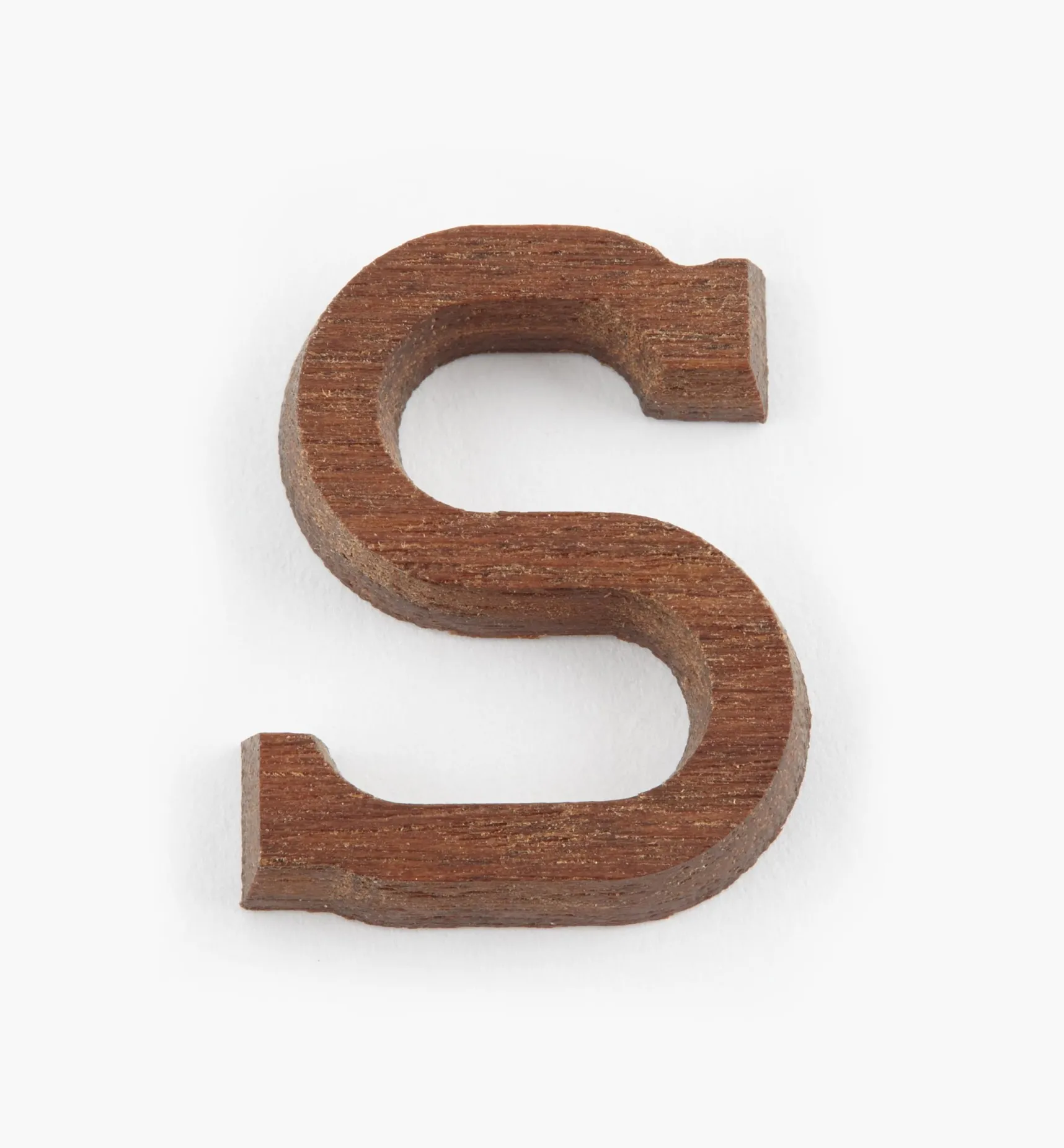 Outlet Wooden Letters & Numerals Project Supplies