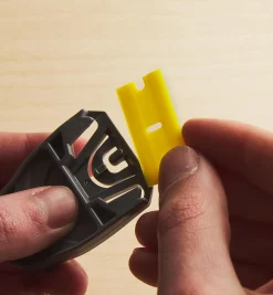 New Yellow Plastic Razor Blades Scrapers